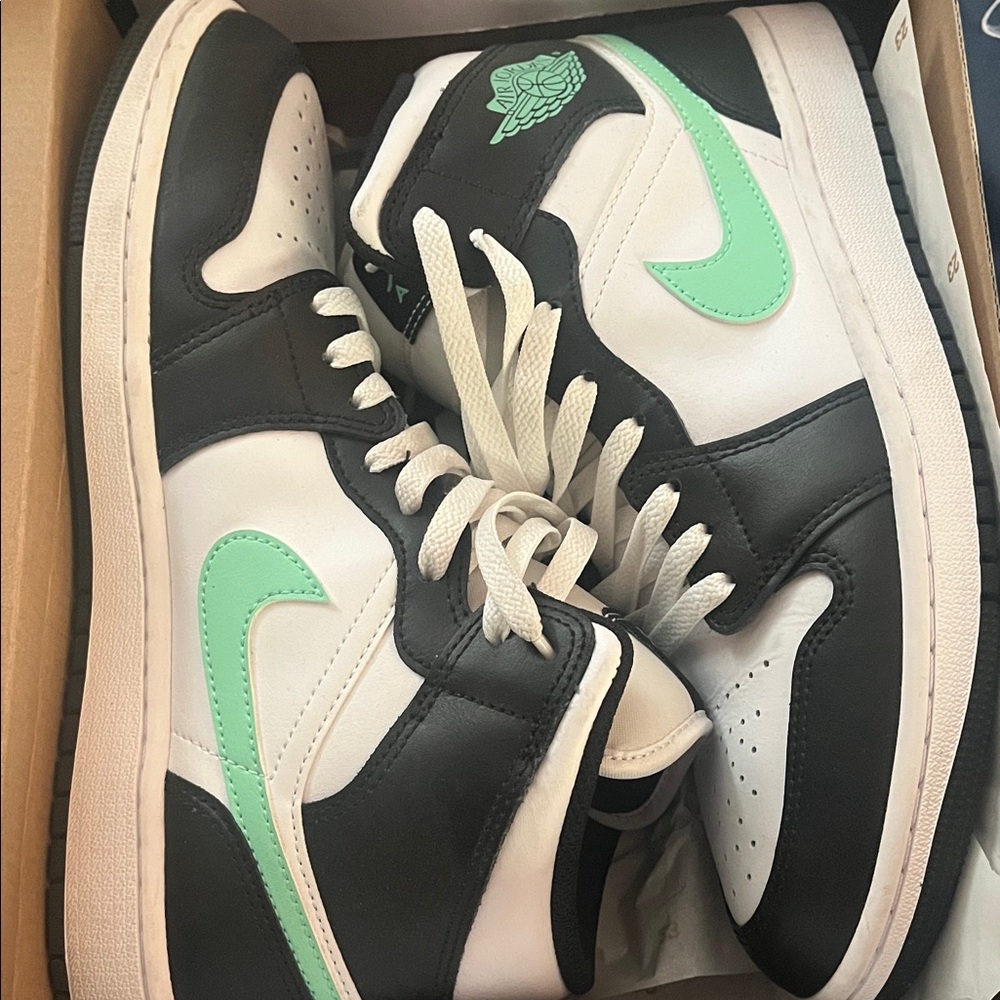 Black and White Jordon Sneakers with Mint Accents